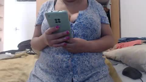 Ayanda online show from 02.08.25