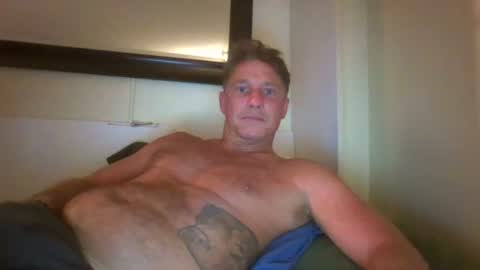 Snapshot of xxxelentdick chatting on 07.22.26 deeeeznutz online show from 07.22.26
