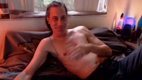 XxxFiveNinexxX online show from 12.20.24