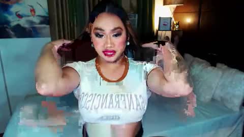 OLIVIA online show from 01.12.25