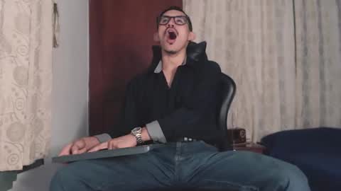 Snapshot of xxxhome_alonexxx chatting on 10.12.25 Kev online show from 10.12.25