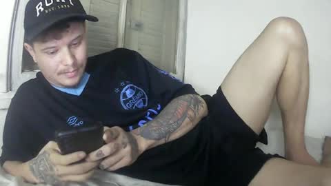 Snapshot of xxxlipe22 chatting on 06.19.26 xxxlipe22 online show from 06.19.26