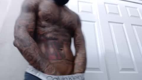 Snapshot of xxxplicitab chatting on 01.09.25 MaskedManXXX online show from 01.09.25