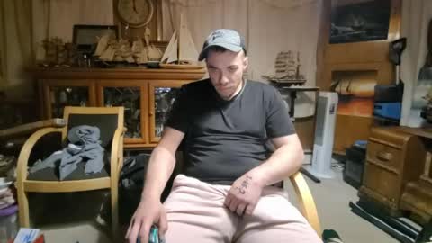 Snapshot of xxxscubastevexx chatting on 04.18.26 ScubaSteve online show from 04.18.26