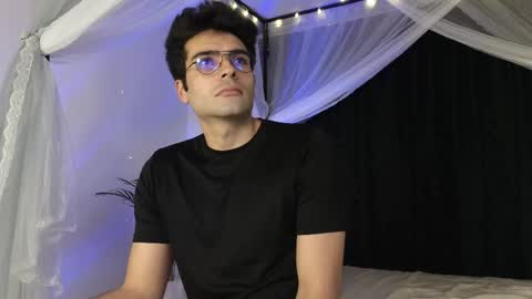 July and Fer online show from 12.03.25