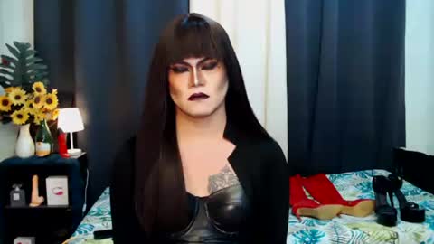 QueenMarina online show from 09.29.25