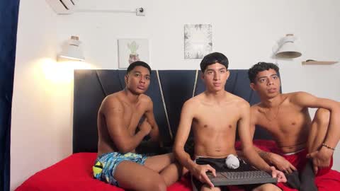 yago_7 online show from 03.12.26