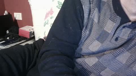 Snapshot of yahe2010 chatting on 12.28.24 grillino online show from 12.28.24