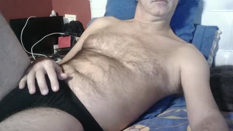 Snapshot of yahe2010 chatting on 02.09.25 grillino online show from 02.09.25