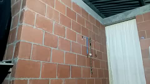 Snapshot of yajz chatting on 10.06.25 Yajz online show from 10.06.25