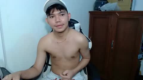 Eian online show from 12.21.25