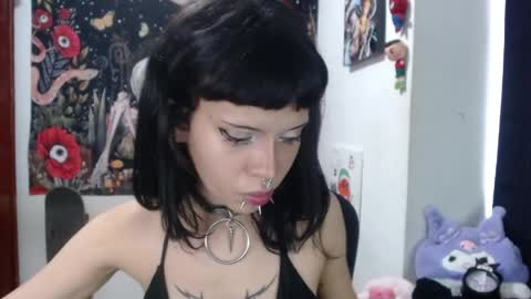 Snapshot of yami_star chatting on 04.29.26 yami online show from 04.29.26