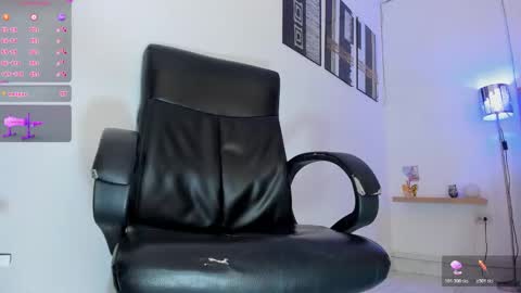 Naomi online show from 10.22.25