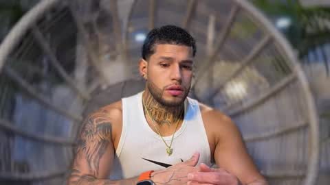 yamp sambrano online show from 10.04.25