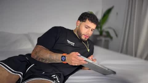 yamp sambrano online show from 11.09.25