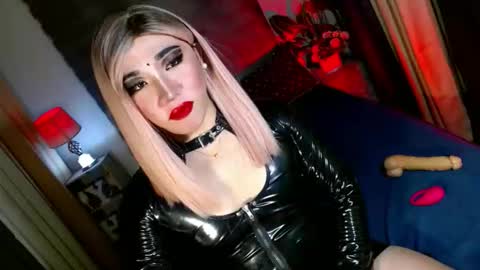 REYAN online show from 10.19.25