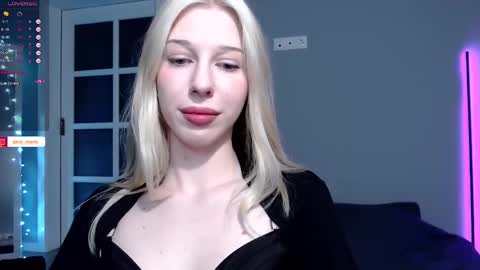 Yana  online show from 12.03.24