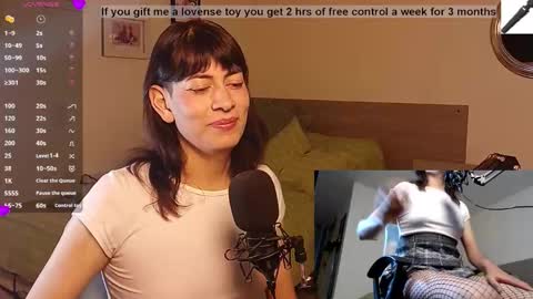 Yana online show from 11.19.25