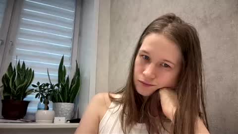 Snapshot of yana_squrel_22 chatting on 07.06.26 Yana online show from 07.06.26