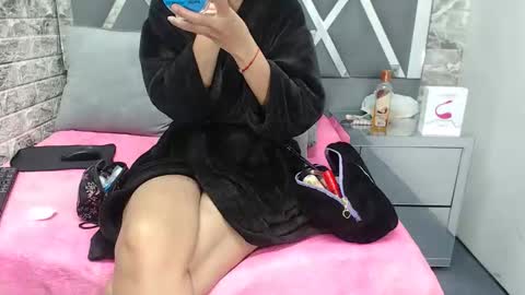 yanetrose online show from 11.10.25