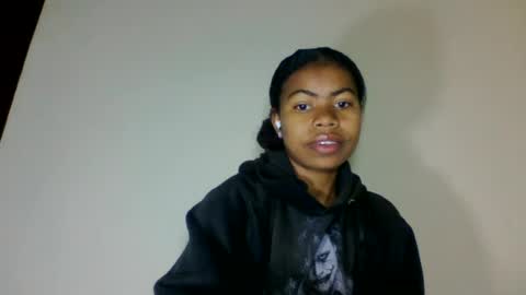 yannick_01 online show from 06.16.26