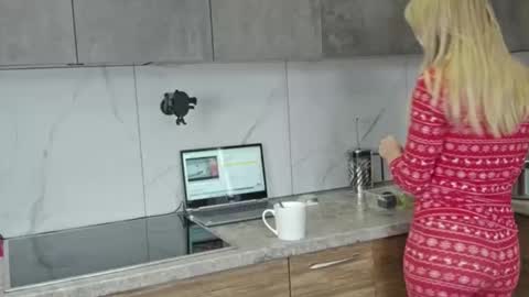 yaria29 online show from 01.27.25