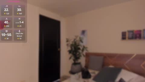 Snapshot of yarirose chatting on 02.09.26 Yary online show from 02.09.26