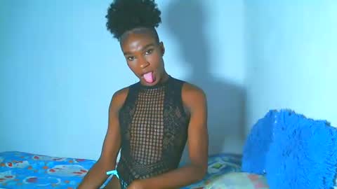 Snapshot of yarithza_ts2003 chatting on 01.17.25 YARITHZA online show from 01.17.25