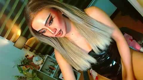 Snapshot of yasii19 chatting on 04.30.26 miss yasii online show from 04.30.26