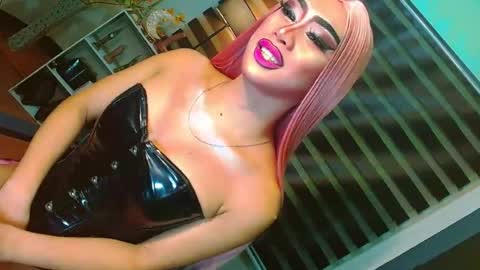 Snapshot of yasii19 chatting on 07.17.26 miss yasii online show from 07.17.26