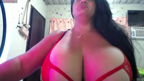 Yasmin online show from 03.06.25