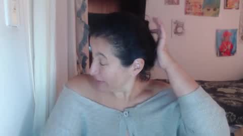 Snapshot of yasmin_love85 chatting on 02.12.25 yasmin_love85 online show from 02.12.25