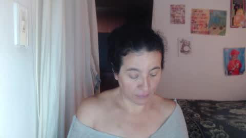 Snapshot of yasmin_love85 chatting on 02.20.25 yasmin_love85 online show from 02.20.25