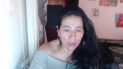Snapshot of yasmin_love85 chatting on 03.11.25 yasmin_love85 online show from 03.11.25