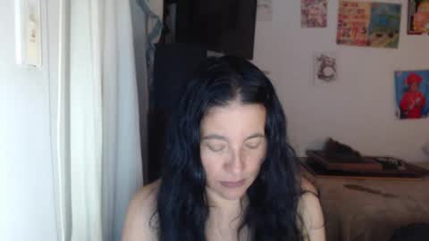 Snapshot of yasmin_love85 chatting on 09.30.25 yasmin_love85 online show from 09.30.25