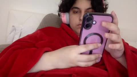 Snapshot of yasminebbyxx chatting on 03.17.26 yasminebbyxx online show from 03.17.26