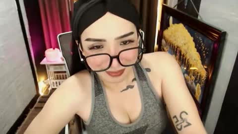 yassiered online show from 12.14.25