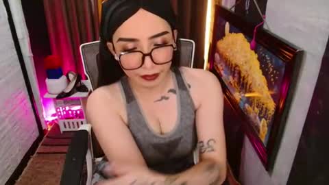 Snapshot of yassiered chatting on 07.27.26 yassiered online show from 07.27.26