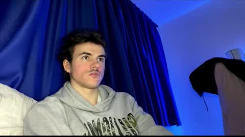 Snapshot of yayay333 chatting on 01.09.26 yayay333 online show from 01.09.26