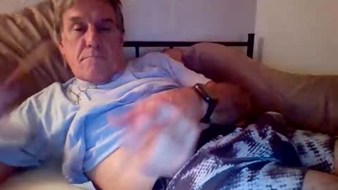 Snapshot of yeah_baby6988 chatting on 11.12.25 yeah_baby6988 online show from 11.12.25