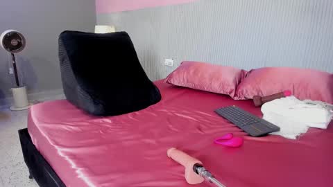 yeika_foxy online show from 09.19.25