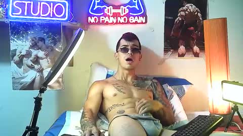 yeisoncastellanos1999 online show from 10.04.25