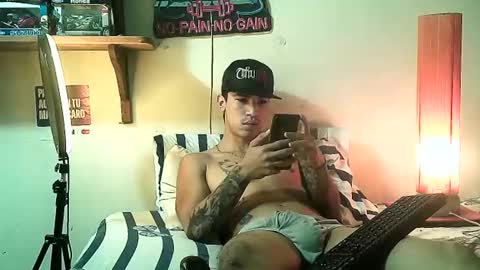 Snapshot of yeisoncastellanos1999 chatting on 04.06.26 yeisoncastellanos1999 online show from 04.06.26