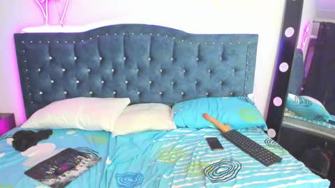 Snapshot of yeka_hot23 chatting on 11.06.25 yeka online show from 11.06.25