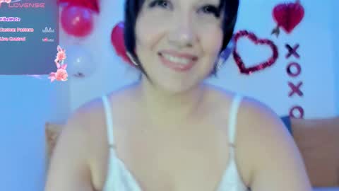 Yelena Owens online show from 02.17.25