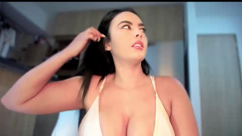 yenifer016 online show from 10.23.25