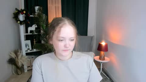 Yennefer online show from 12.17.25