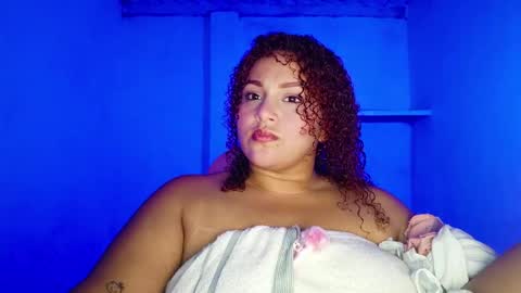 Snapshot of yera_sh chatting on 02.19.26 YERA online show from 02.19.26