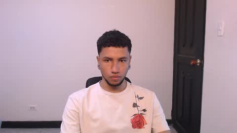 Snapshot of yerfon_s1 chatting on 01.03.25 Yeff ind. model online show from 01.03.25