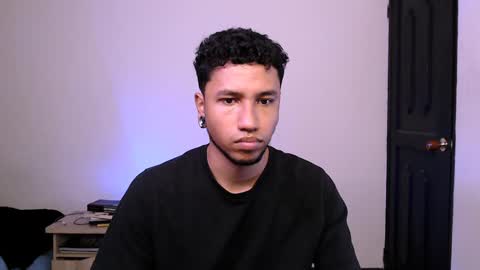 Snapshot of yerfon_s1 chatting on 01.24.25 Yeff ind. model online show from 01.24.25